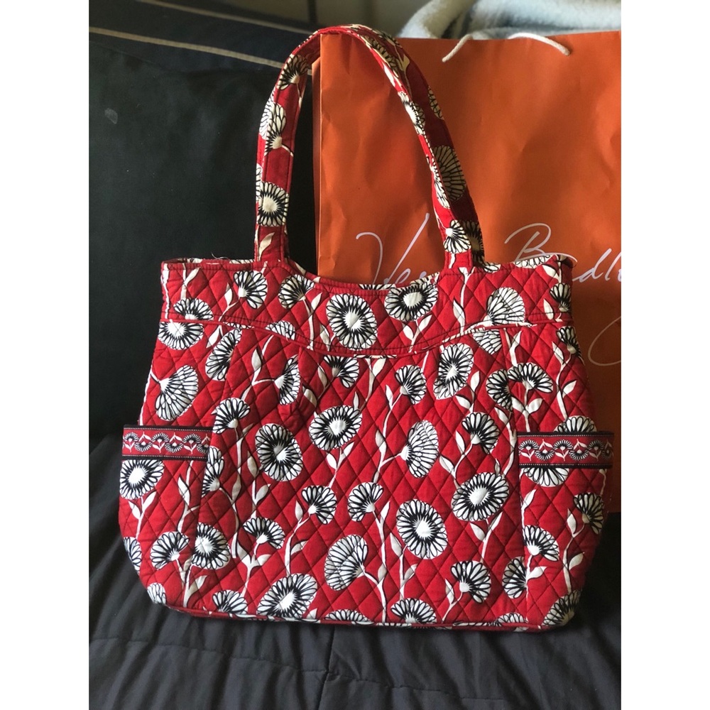 Deco Daisy-Vera Bradley Shoulder Tote